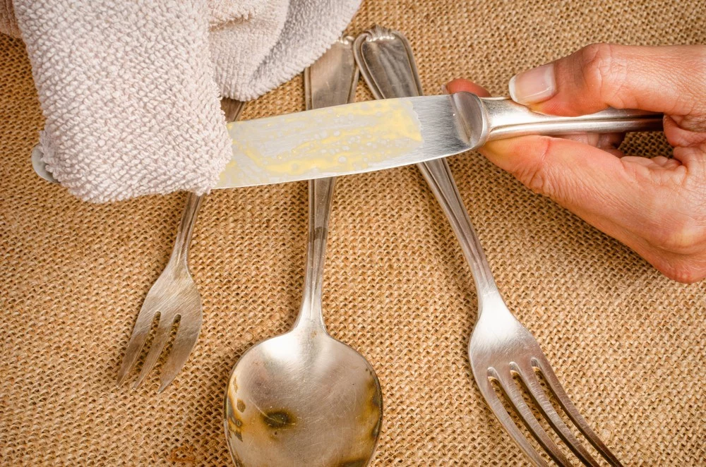 Give your silverware a shine