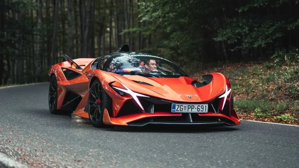 Apollo Evo Caribbean Dragon Unveiled with Diamond Dust Finish and 789-HP Naturally Aspirated V12 Apollo Evo